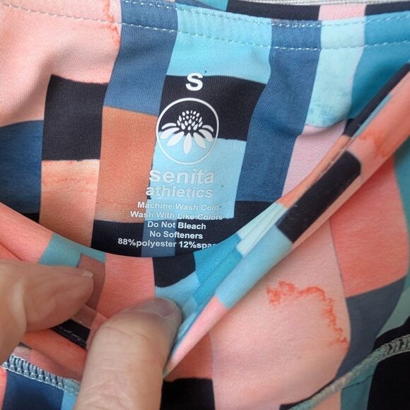 Senita Athletics Brooklyn Print High Waisted Ava Capri Size Small - Picture 4 of 5